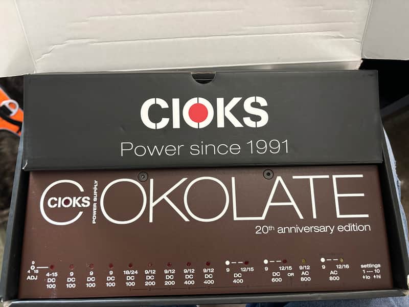 CIOKS Ciokolate 100-800mA 16-Outlet 4-24v Power Supply