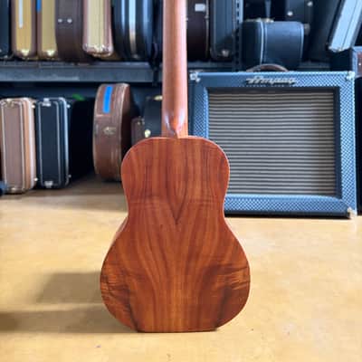 Kanile’a K-1 T DLX SF Tenor Ukulele #0310-4336 – Deluxe Hawaiian Koa – Grover Tuners – Case image 9
