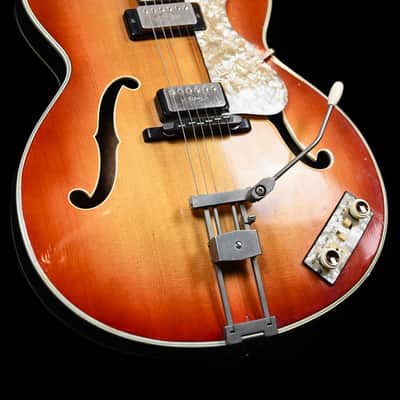 Höfner President Guitar from mid 60's in Cherry Burst with original Bag image 4