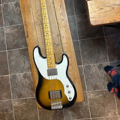 Fender Modern Player Telecaster Bass - 2-Color Sunburst image 1