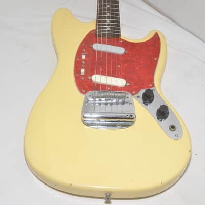 Fender Japan MG69 ' Mustang Yellow White Electric Guitar Ref No 7689 image 2