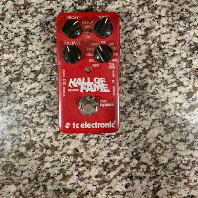 TC Electronic Hall of Fame Reverb 2011 - 2017 - Red image 1