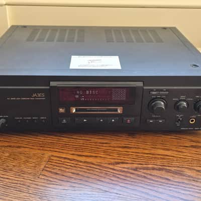 Sony MDS-JA3ES minidisc player recorder deck Early or mid-1990s - Black image 1