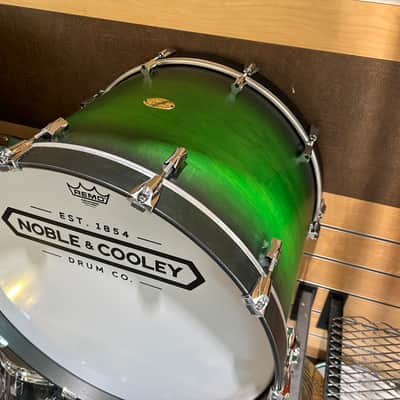 Noble&Cooley CD Maple 5Pc Drum Set 2025 - GREEN STAIN BLACK BURST image 2