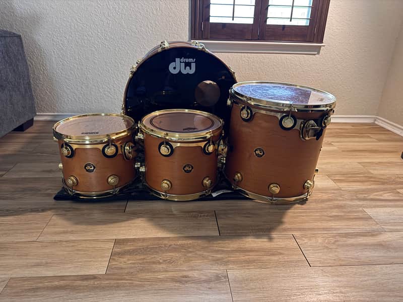 DW Collectors series 2000 - Wood image 1