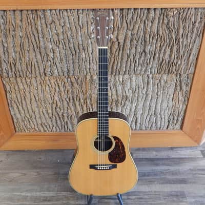 2012 Martin HD-28V image 1