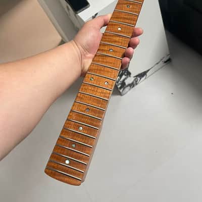 floyd rose nut stainless steel 22 frets Roasted flame Maple guitar neck 25.5inch hole 10mm gloss image 2