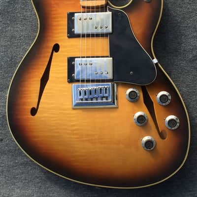 Fender Starcaster 1975-76 Sunburst Flammed top SUPER! image 2