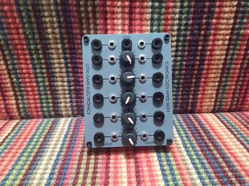 Low-Gain Electronics UTL-1A 2020s - Silver image 1