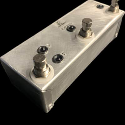 Loop-Master Clean/Dirty Effects Switcher PRO STRIP – True Bypass Dual Loop Pedal w/ Tuner Out & Master Bypass, USA Made, In Stock image 1
