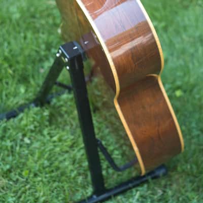 Beneteau 000-12 Acoustic Guitar - Honduras Rosewood Back & Sides image 7