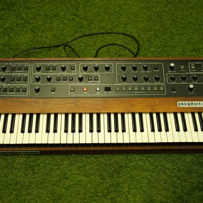Sequential Prophet 5 image 2