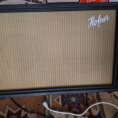 Hofner amplifier image 5