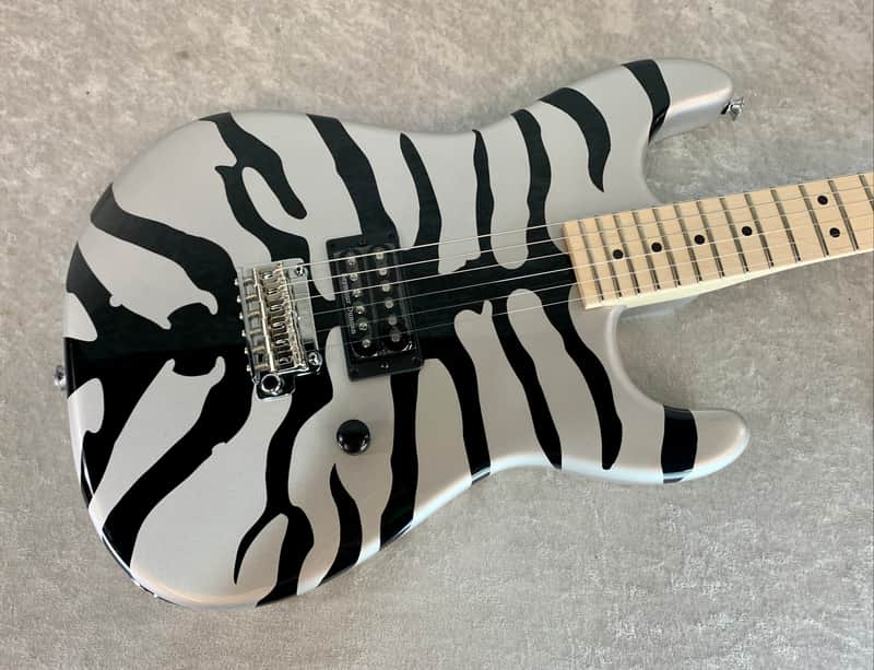 IN-STOCK CHARVEL LIMITED EDITION SUPER-STOCK SAN DIMAS / SILVER BENGAL image 1