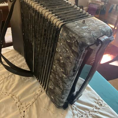 Sartori Primo 33 Accordion - Grey image 5
