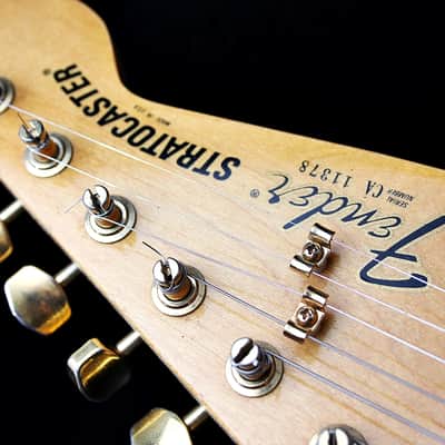 FENDER USA LTD " The Gold Stratocaster" "Gold + Maple" (1981) image 12