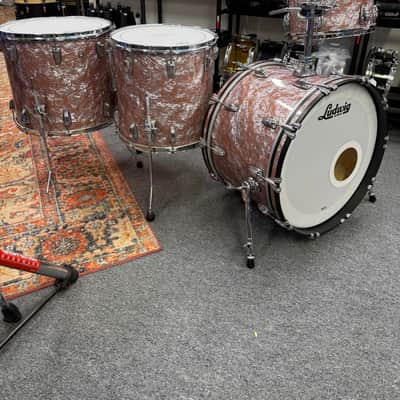 Ludwig Classic Oak Rose Marine Pearl 4pc Drum Set image 4