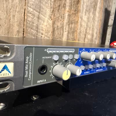 Amek pure path dual mic pre comp/lomiter image 2