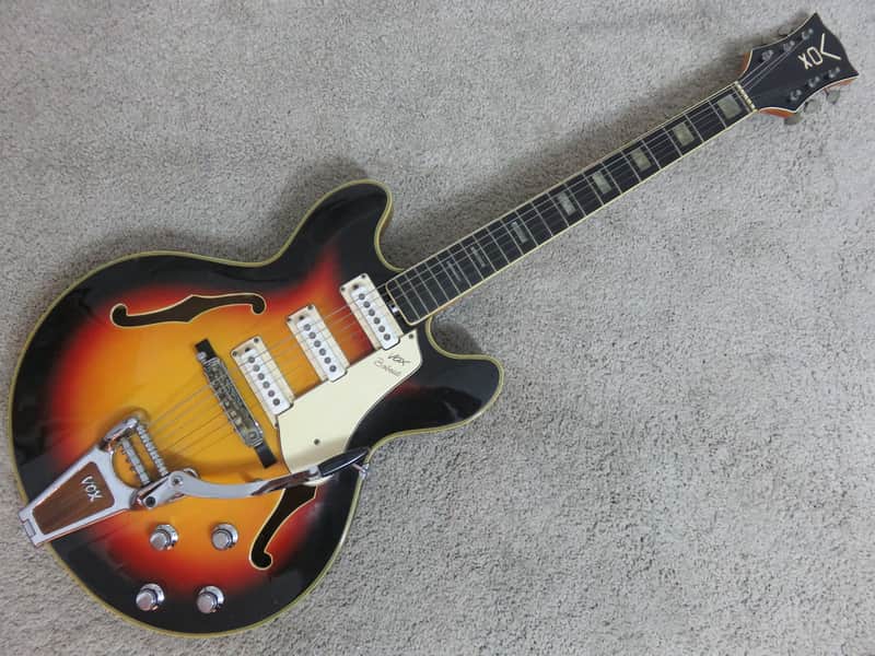Vintage 1966 Vox Bobcat Guitar Sunburst Very Clean 3 Pick Ups Tremolo Wow image 1