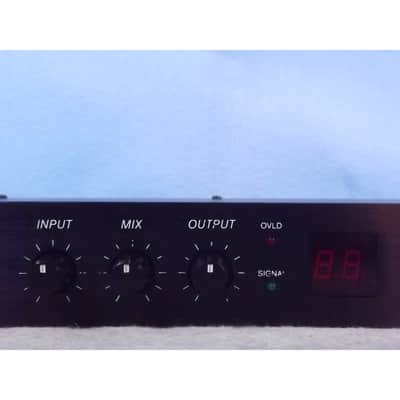Alesis Midiverb II 16-Bit Digital Effects image 3