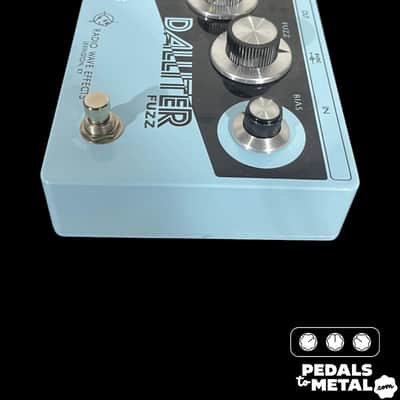 Radio Wave Effects Dalliter Fuzz Pedal - Blue face X13222 image 6
