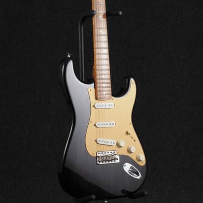 Stunning . . . Fender American Custom Shop NOS Stratocaster with Roasted, AA Birds Eye Maple Neck image 4