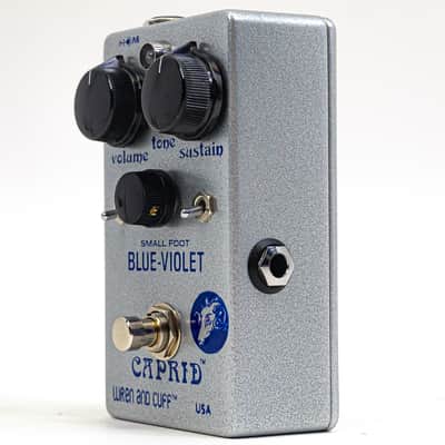 Wren and Cuff Blue-Violet Caprid Small Foot Fuzz Pedal – Cream & Mid/Flat Mod image 5