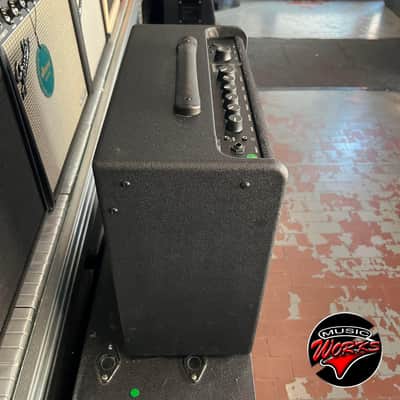 Fender Mustang Lt 50 image 5