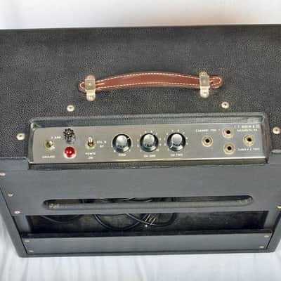 1959 Martin 112 Tube Combo Amp – Rowe-DeArmond Built – Serviced & Ready to Play – Tweed Deluxe Tone image 3