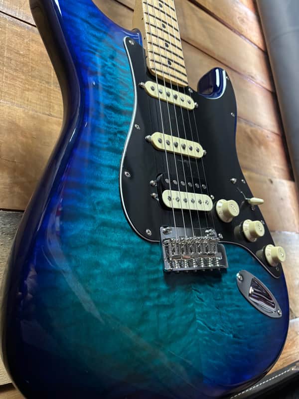 2022 Fender Limited Edition HSS Strat Plus Top Blue Burst w/case image 1