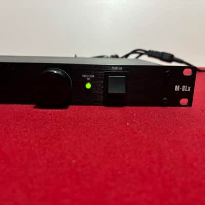 Furman M-8LX image 3