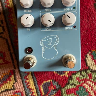 JHS Artificial Blonde Madison Cunningham Signature Vibrato image 2