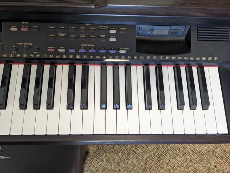 Yamaha CVP-69 Late-90s - Rosewood | Reverb