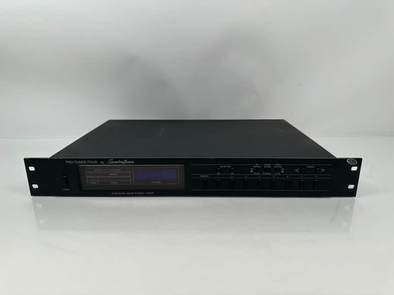 Soundcraftmen T6200 Vintage AM FM Quartz Digital Tuner image 1