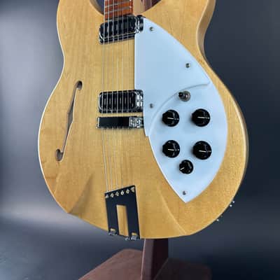 Used 2000 Rickenbacker Rose Morris 1997 Reissue Mapleglo w/case TSU22597 image 3