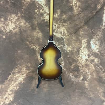 1967 Hofner 500/1 1967 - Antique Violin image 2
