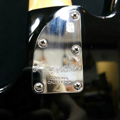 2011 Fender American Special Deluxe Jazz Bass image 12