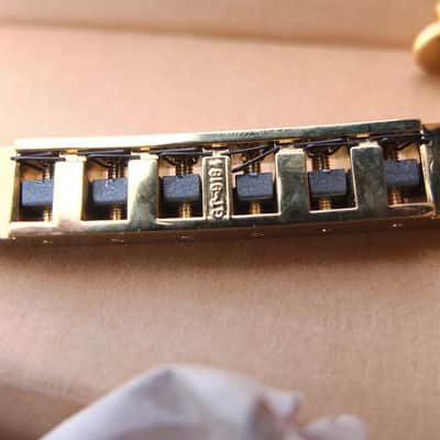 Graph Tech ResoMax Tuneomatic Bridge - Gold image 10