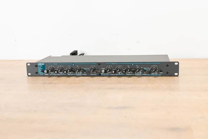 Ashly XR-1001 Stereo 2-Way, Mono 3-Way Crossover CG01423 image 1