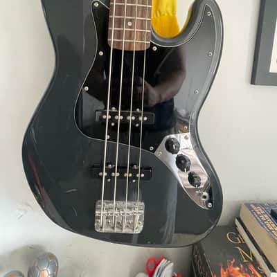 Squier Affinity Jazz Bass - Charcoal Frost Metallic image 4