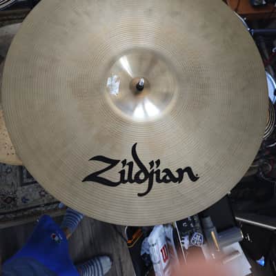 Zildjian 18" A Series Medium Thin Crash Cymbal 1982 - 2012 - Traditional image 5