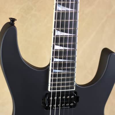 Jackson USA Custom Shop SL2H Speed Neck Soloist Satin Black Guitar Specs:  Model Name:  Custom Shop image 6