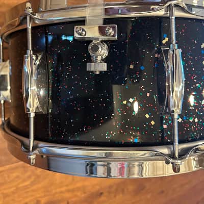 Gretsch  Broadkaster  - 14x6.5 Mardi Gras image 10