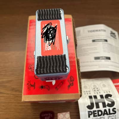 JHS Tidewater Tremolo V2 2020 - Present - Blue image 3