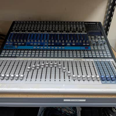 PreSonus StudioLive 24.4.2 2010s - Silver image 1
