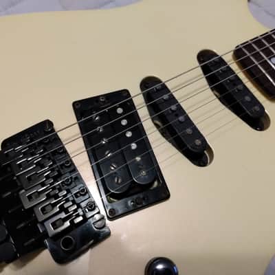 Kramer American USA 1987 Pacer Custom I Flip Flop White  with Hardshell Case image 11