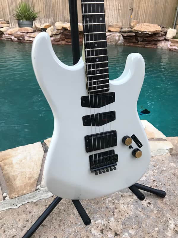 Morris Hurricane Susie 80s White Vintage Japan Rare Stratocaster