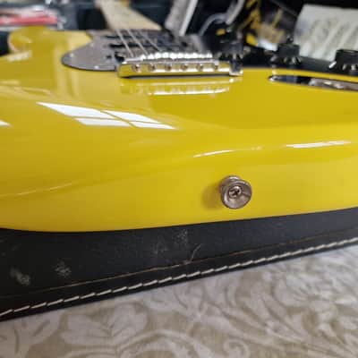 Fender Stratocaster 2005 Graffiti Yellow HSS Limited Special Edition 1 of 100 Fat Strat FSR electric guitar image 13
