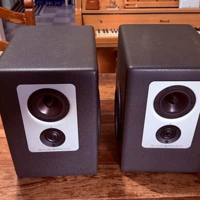 BAREFOOT SOUND FOOTPRINT 01 Three-Way Active Studio Monitor w/MEME Voice Selector - Pair 2017 - Present - Black image 1
