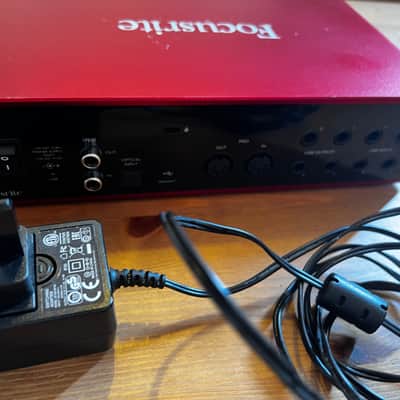 Focusrite Scarlett 18i8 3rd Gen USB Audio Interface 2019 - Present - Red / Black Bild 3